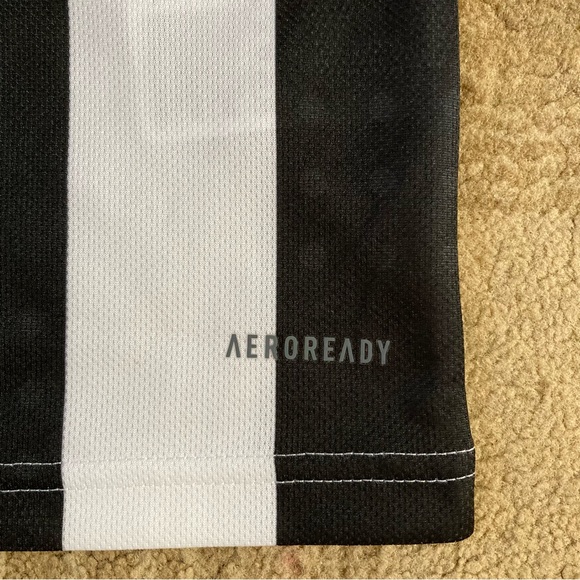 Juventus 21/22 Home Soccer Jersey Shirt Adidas GS1442 Men's Sz XL - Picture 3 of 8